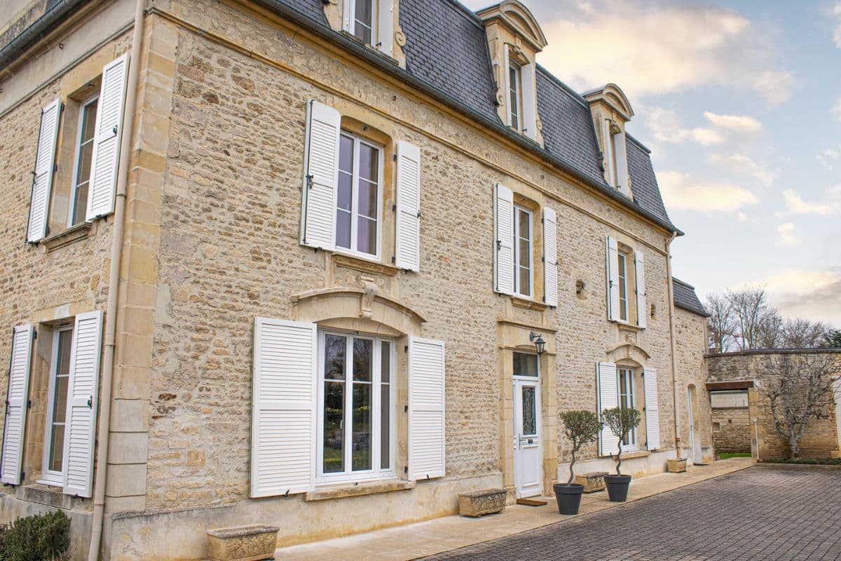 volet-battant-blanc-batistyl-habitat (3)