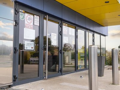 batiment-tertiaire-porte-grand-trafic-aws60-nantes-batistyl (1)